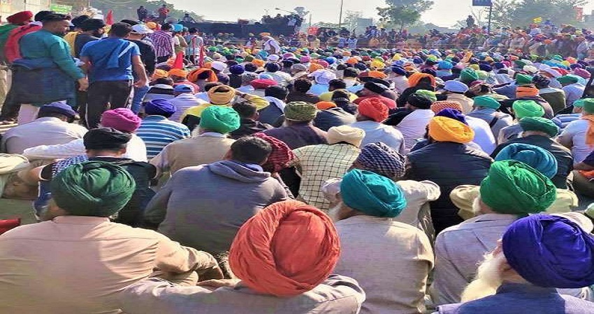 दिल्ली-हरियाणा की सीमा पर बैठे किसान बन सकते हैं कोरोना के सुपर स्प्रेडर दिल्ली-हरियाणा की सीमा पर बैठे किसान बन सकते हैं कोरोना के सुपर स्प्रेडर